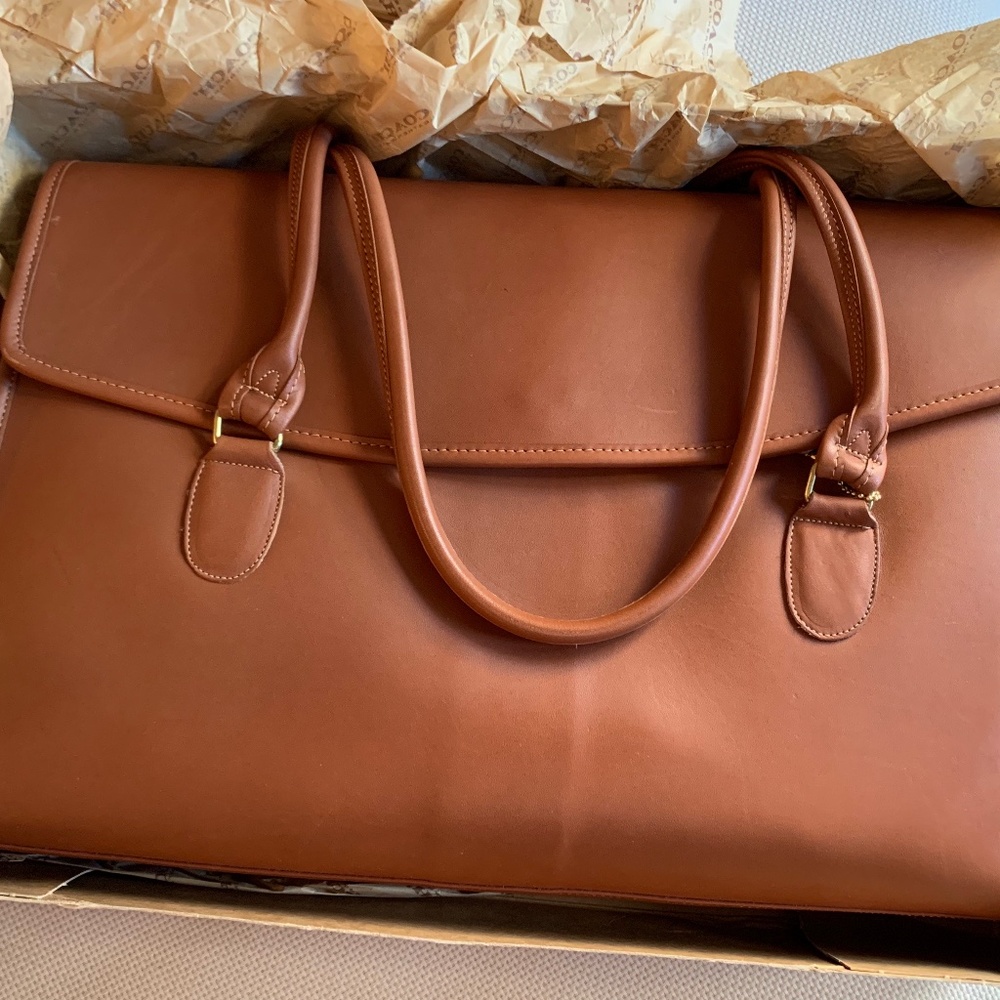 Classic Vintage Coach Ladies Folio Bag